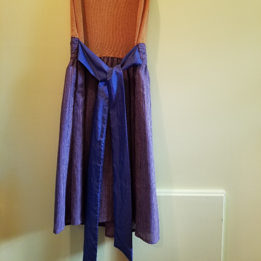 Theme dress size S